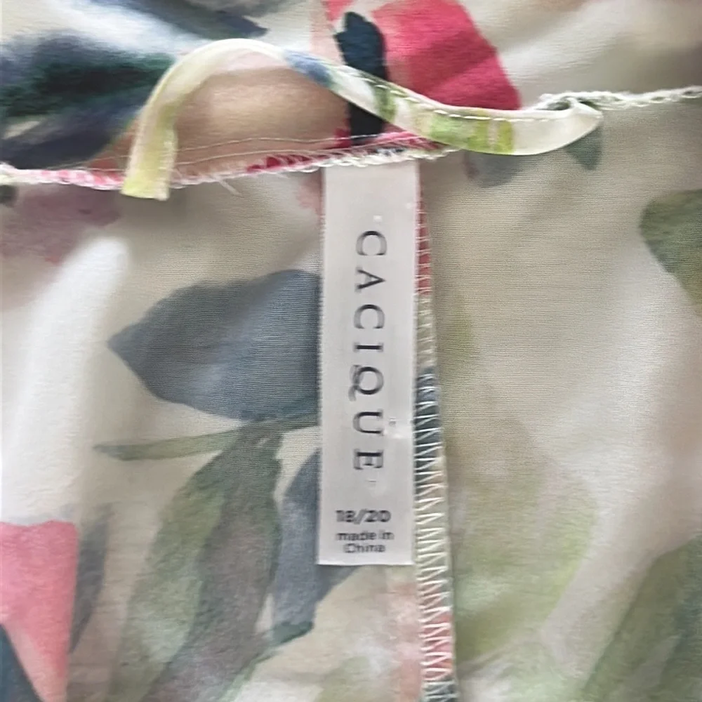 Cacique size 18/20 floral satin kimono robe